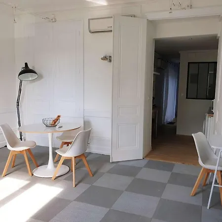 Joli T2 Centre Avec Cour, Climatisation Et Fibre Apartmán *