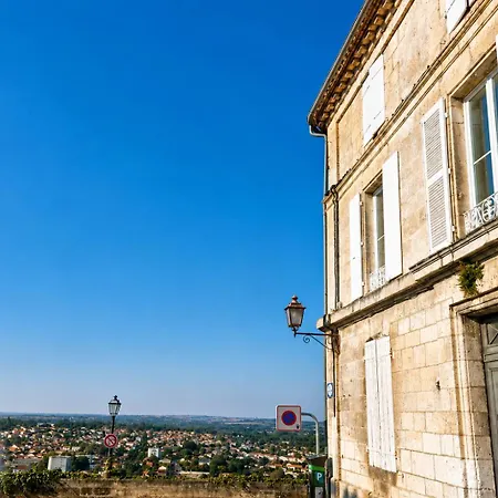 Διαμέρισμα Joli T2 Centre Avec Cour, Climatisation Et Fibre