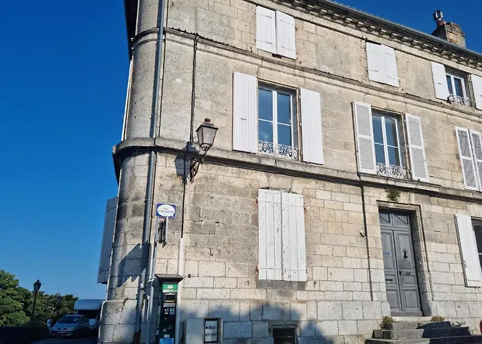 Appartement Joli T2 Centre Avec Cour, Climatisation Et Fibre *